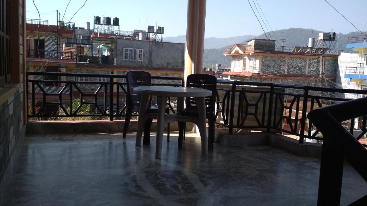 Pokhara Abroad Inn מראה חיצוני תמונה