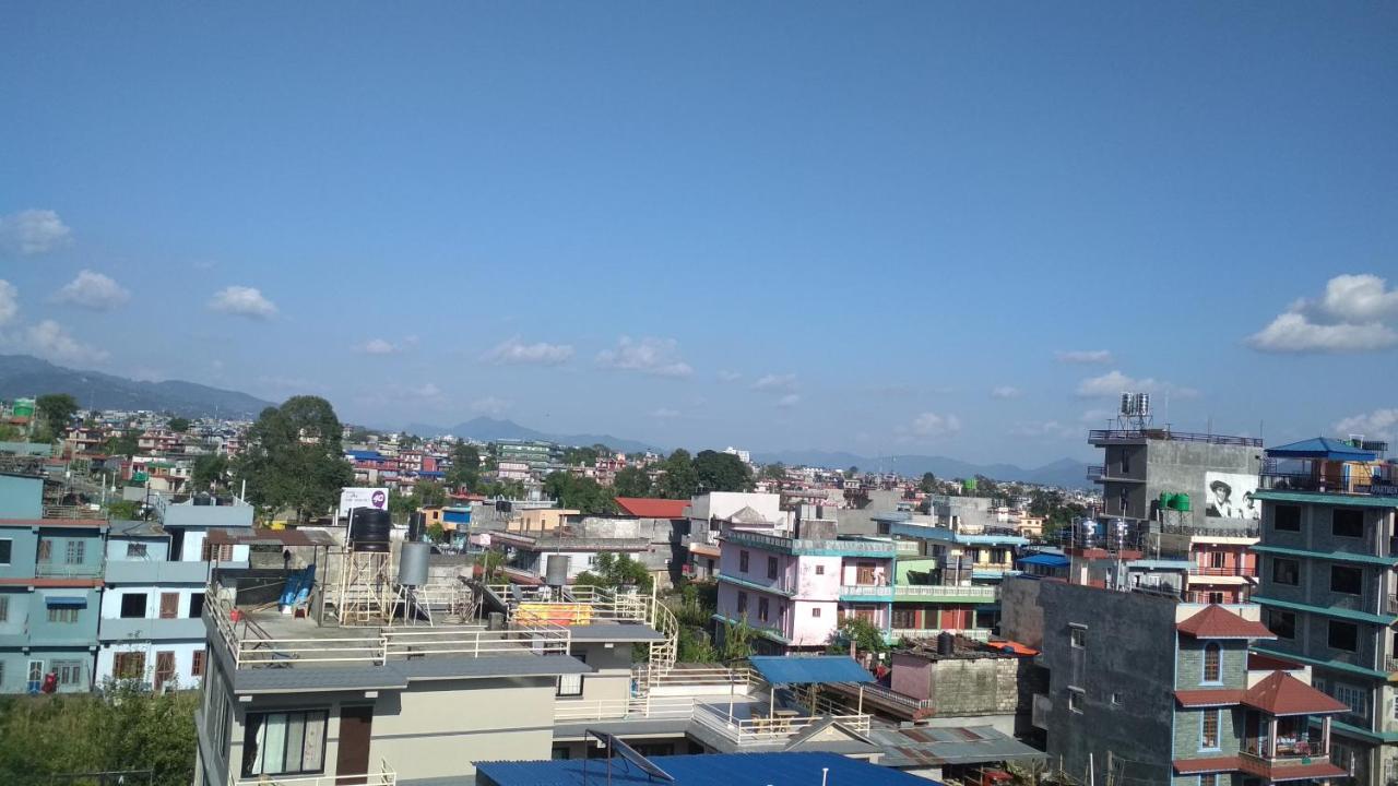 Pokhara Abroad Inn מראה חיצוני תמונה