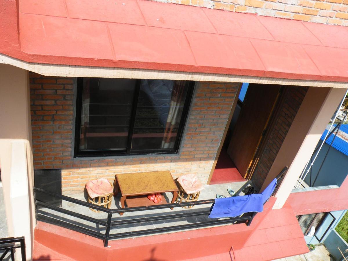 Pokhara Abroad Inn מראה חיצוני תמונה